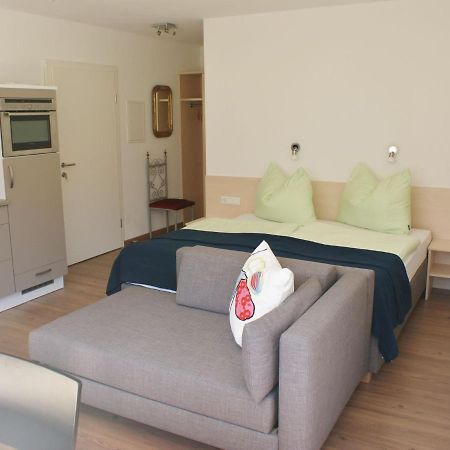 Apartment With Terrace In Kaprun Salzburg Bagian luar foto
