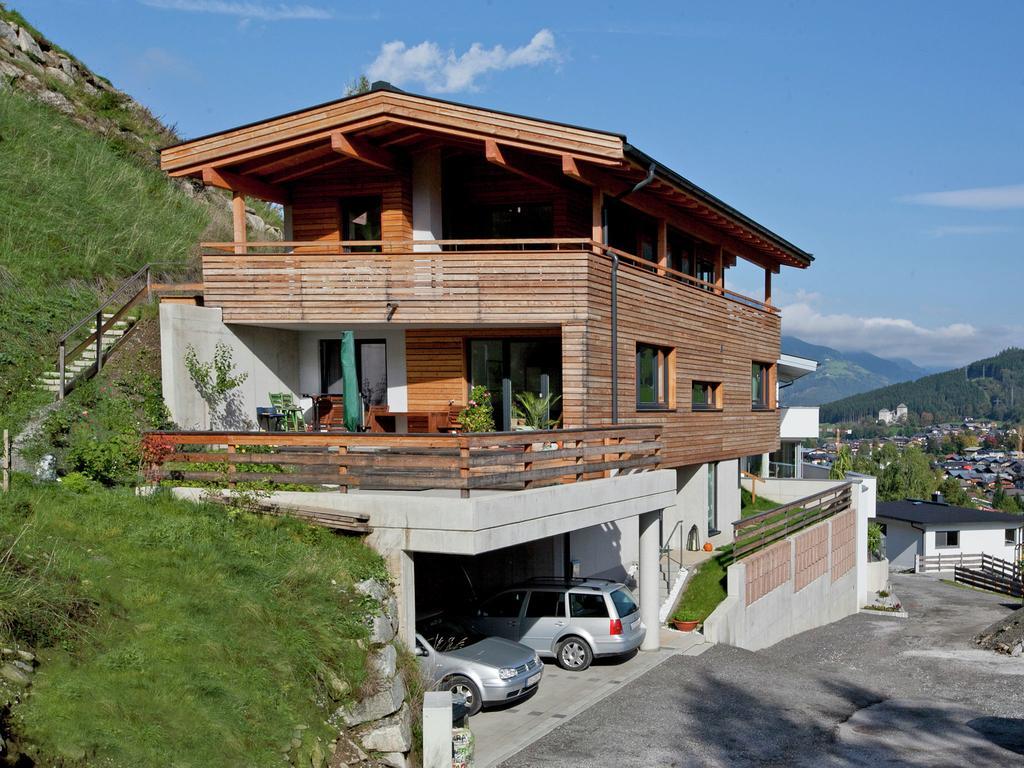 Apartment With Terrace In Kaprun Salzburg Bagian luar foto